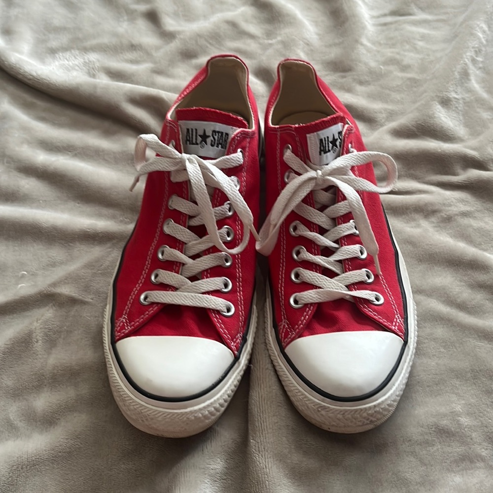 Converse all star low tops